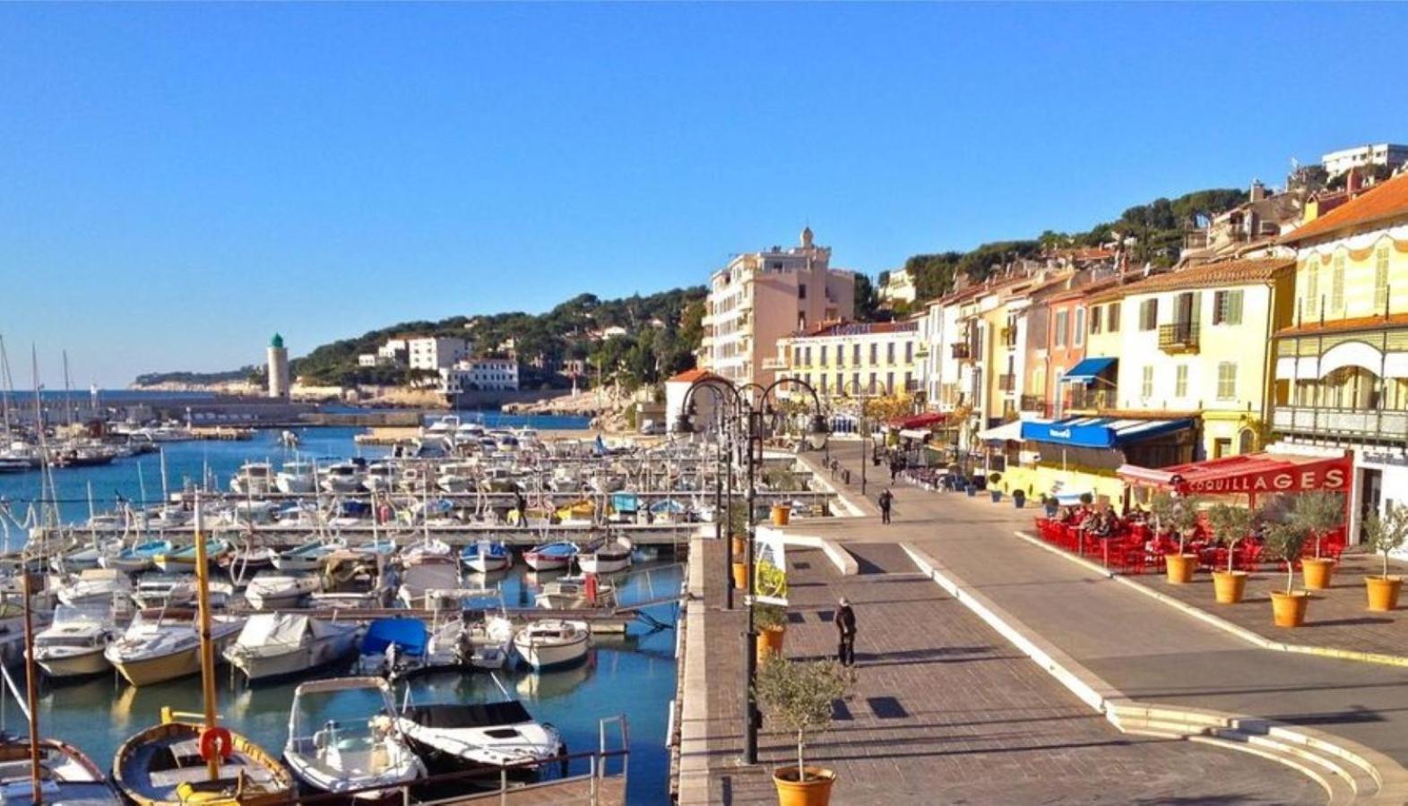 Cassis Centre- Entre Falaise Et Port Apartment Luaran gambar