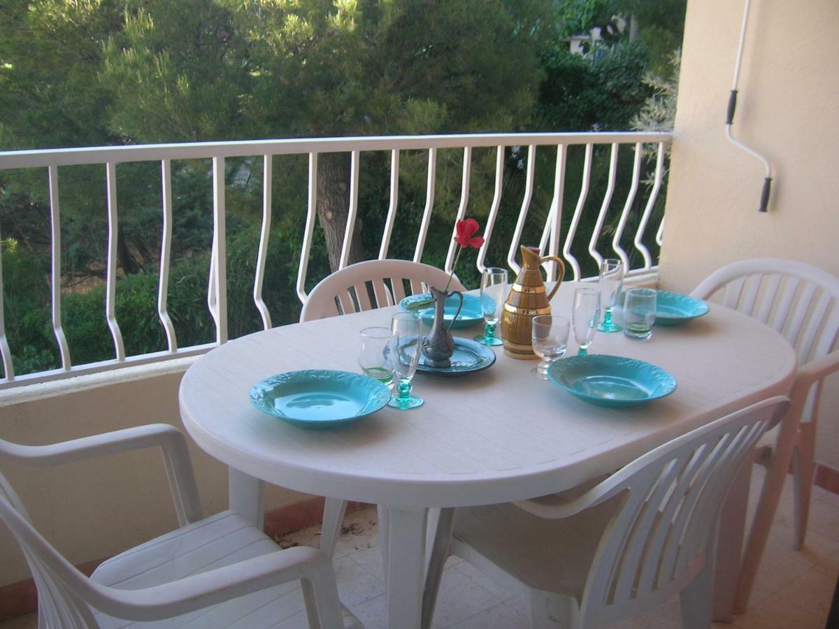 Cassis Centre- Entre Falaise Et Port Apartment Luaran gambar